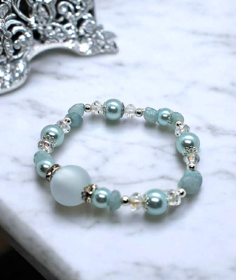 Armband Elastisch Bracelet Schmuck Perlen Anhänger Charms Gold Weiß Matt Kristall Glossy Shaker Kugel Aquamarin Silikon Eisblau Armband Elastisch Bracelet Schmuck Perlen Anhänger Charms Gold Weiß Matt Kristall Glossy Shaker Kugel Aquamarin Silikon Eisblau von SherlyPearlyJewelry