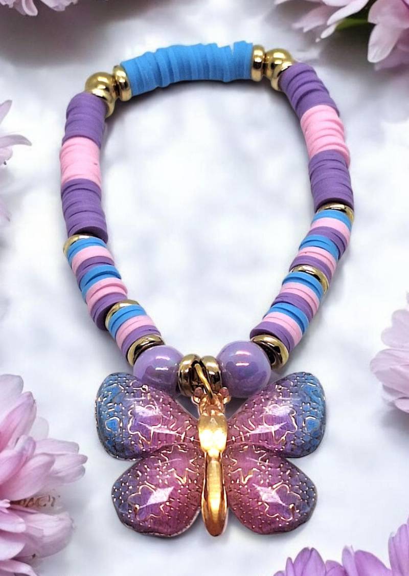 Pretty Colorful Beaded Bracelet Pink Lilac Blue Poly Resin Harz Charms Butterfly Gift For Woman Girl Summer Accessories Birthday Boho Fairy von SherlyPearlyJewelry