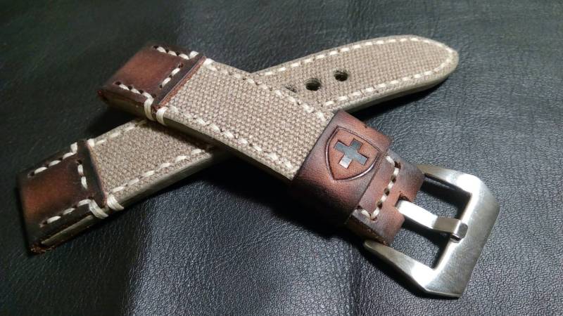 22/23/24/26 cm Ручсов Винтажныj Кожаныey Ремешок Delя Часов В Beständig Мииltари 22/23/24/26 cm Ручсов Винтажныj Кожаныey Ремешок Delя Часов В Beständig Мииltари von SherpLeatherwork