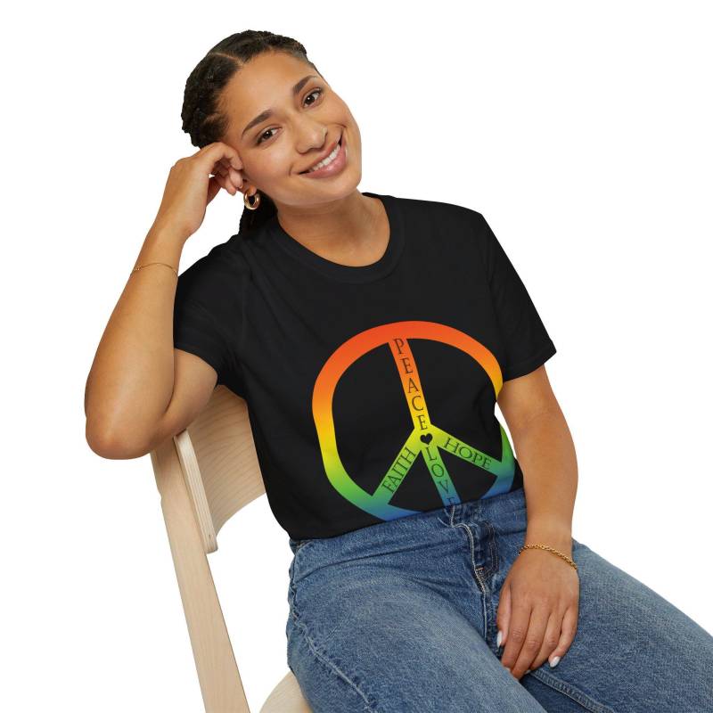 Peace Unisex Softstyle T-Shirt Peace Unisex Softstyle T-Shirt von SherpaDaddy