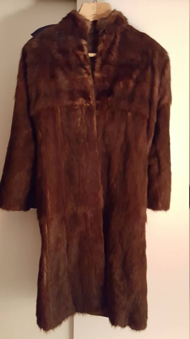 Luxuriöse Schöne Vintage-Pelz-Mantel von SherrLBellaCreations