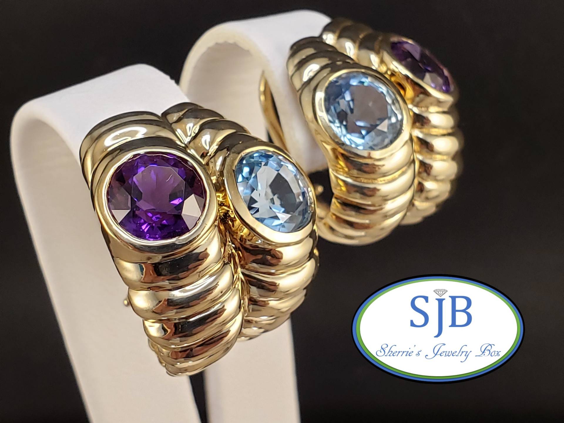 Blautopas Und Amethyst Ohrringe, Designer 14K Gelbgold Bolzen Vintage Goldohrringe, #c2161 von SherriesJewelryBox