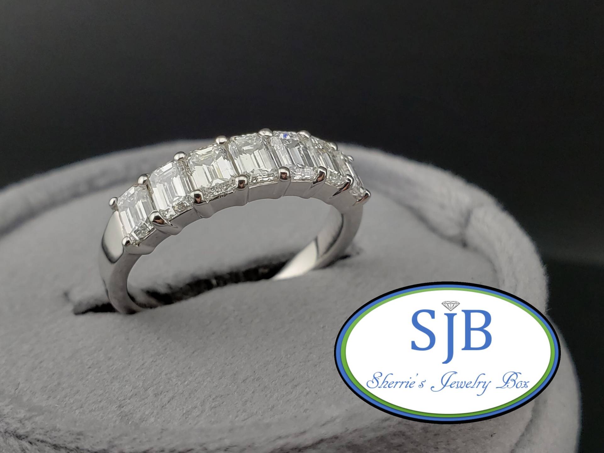 Diamantbänder, 14K Weißgold Diamant Ehering, 1, 50 Karat Jubiläumsband Im Smaragdschliff, Stapelbare Größe 6, 5, #bt864 von SherriesJewelryBox