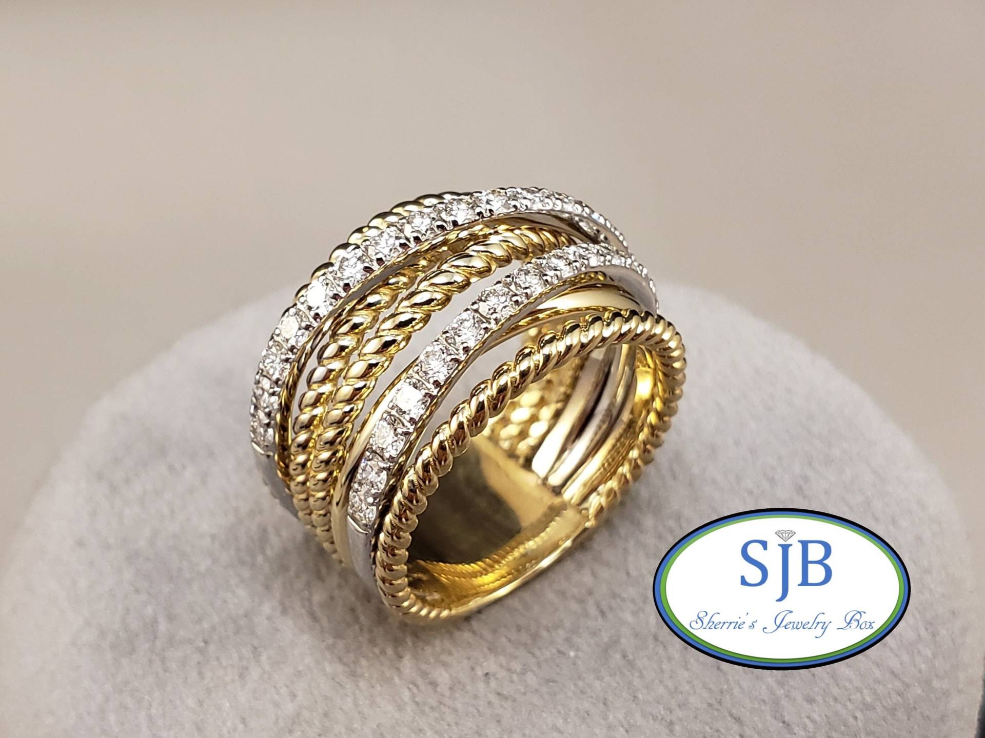 Diamantringe, 14-Karätiger Gelb - Und Weißgold-Multiband-Diamant-statement-Ring, Breite Zweifarbige Gold-Diamantringe, Jubiläumsring, Größe 7, #r1068 von SherriesJewelryBox