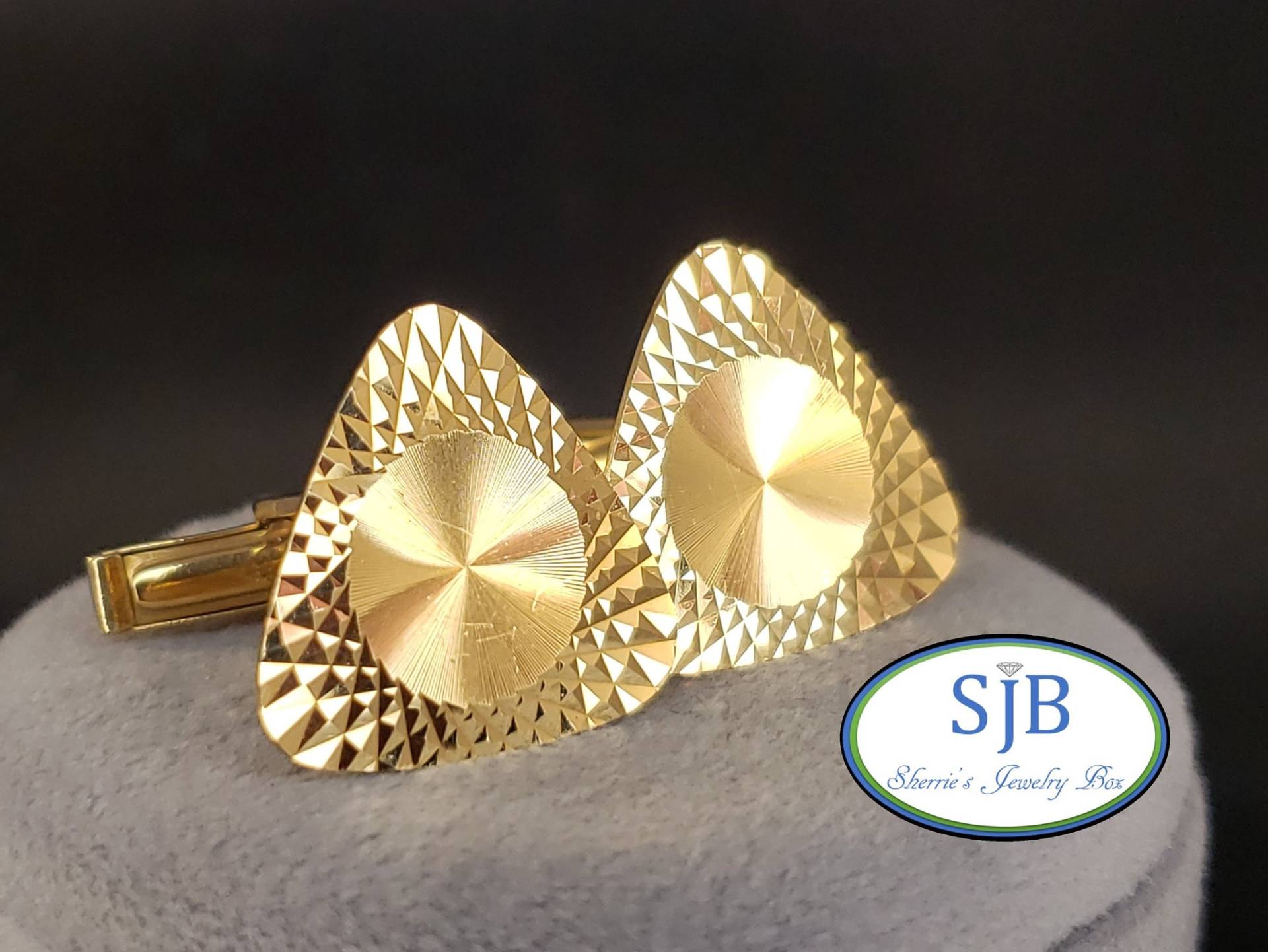 Manschettenknöpfe, Vintage 18K Gelbgold Diamantschliff Trillion Form 19mm Gold Herrenschmuck, #c1829 von SherriesJewelryBox