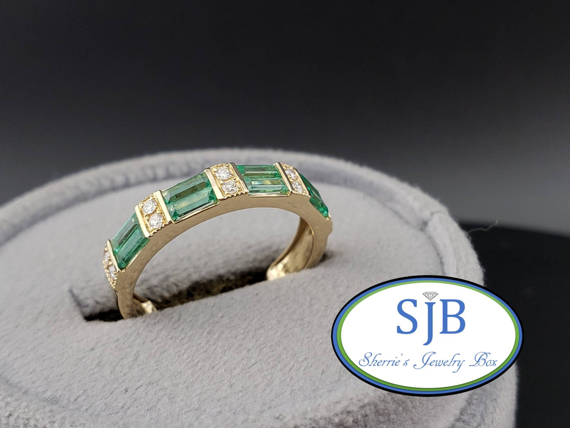 Smaragdringe, 14K Smaragd - Und Diamantringe, Gelbgold Smaragd Diamantband, Mai Geburtssteinringe, Stapelringe, Größe 6, 5, # R1071 von SherriesJewelryBox