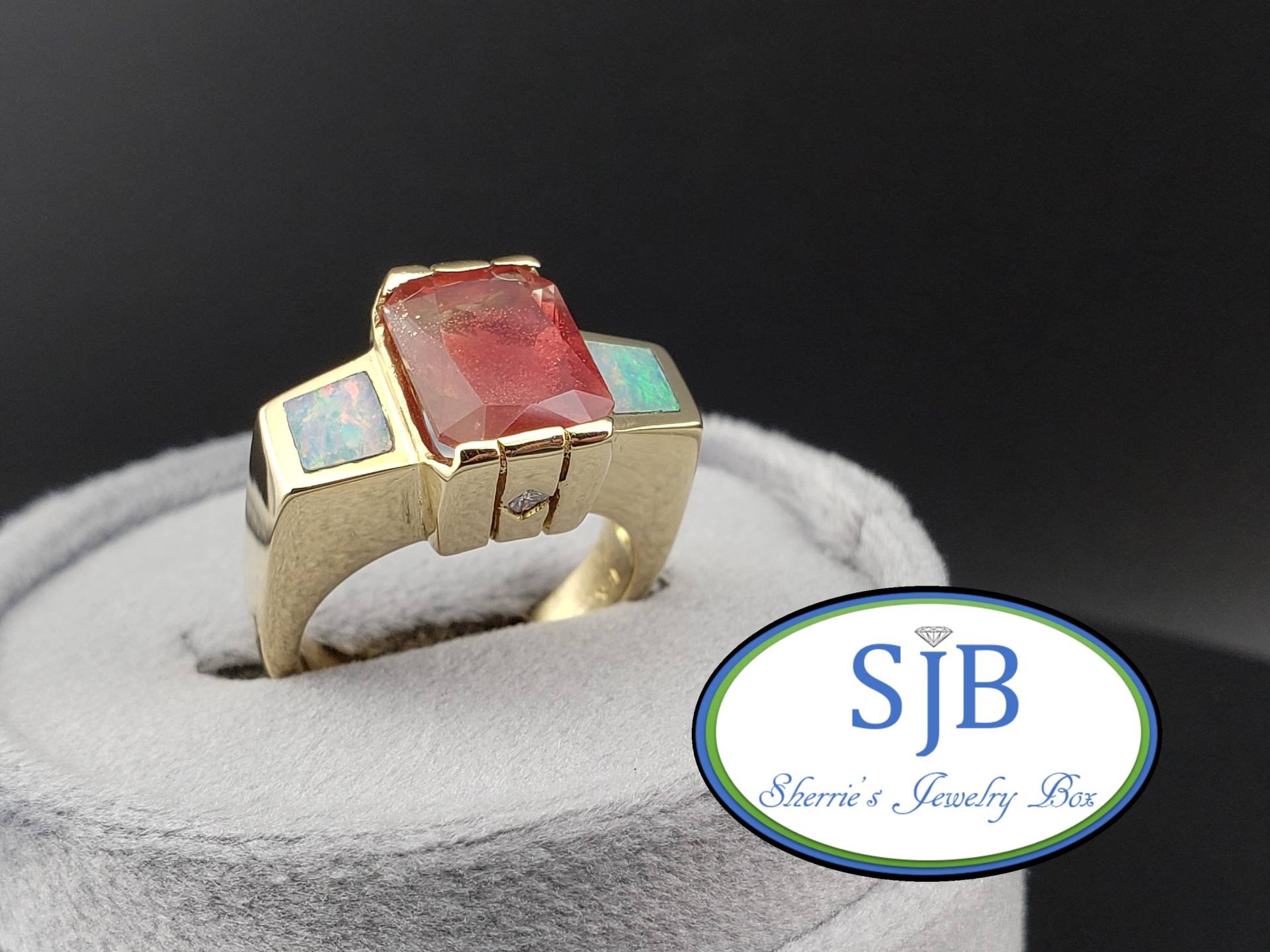 Sonnenstein Ring, Vintage 18K Oregon Und Opal Intarsienring Mit Diamanten, Gelbgold Roter Größe 6 #c3810 von SherriesJewelryBox