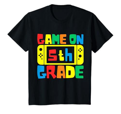Kinder Back to School Videospiel On Gamer Fifth Grade Kleinkind T-Shirt von Shertvibes Back To School Gamer Themed Boys Girls