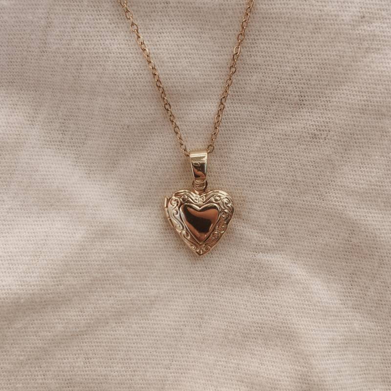 Gold Plated Heart Necklace „Jude" Gold Plated Heart Necklace „Jude" von Shesapearl