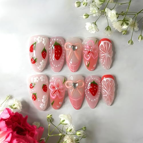Shimmerz 24 Stück Press On Nägel Mittlere Mandel Form Mit 3D Schleife Und Frucht Motiv Handbemalt Erdbeere Zitrone Design Wiederverwendbare Künstliche Nägel Für Damen von Shimmerz
