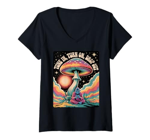 Damen Retro Psychedelic Gorilla Pilz Cosmic Vibes T-Shirt mit V-Ausschnitt von ShinKai