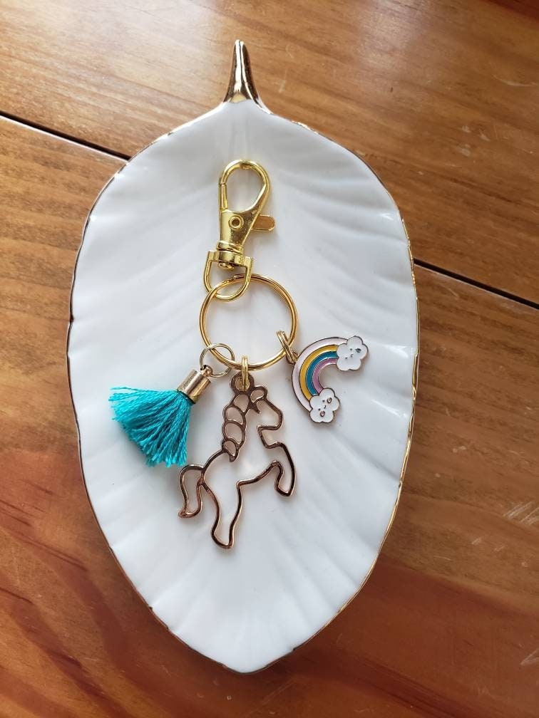 Einhorn Schlüsselanhänger - Liebhaber Anhänger Regenbogen Gold Schmuck Teal Quaste Party Gastliebe Mädchen von ShineBrightAccessory