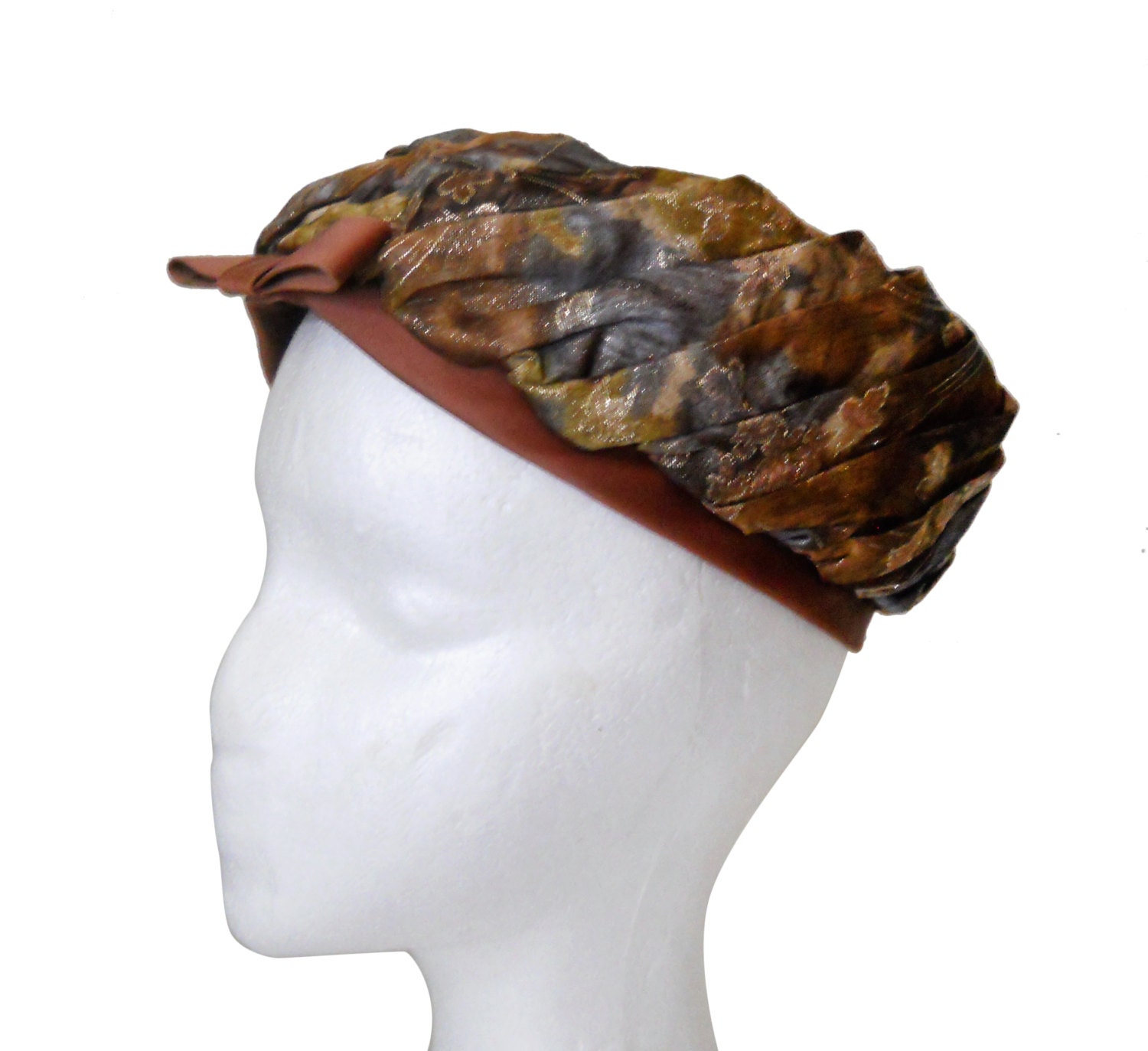 Vintage 1960S Turban Mit Goldstickerei von ShineBrightVintage
