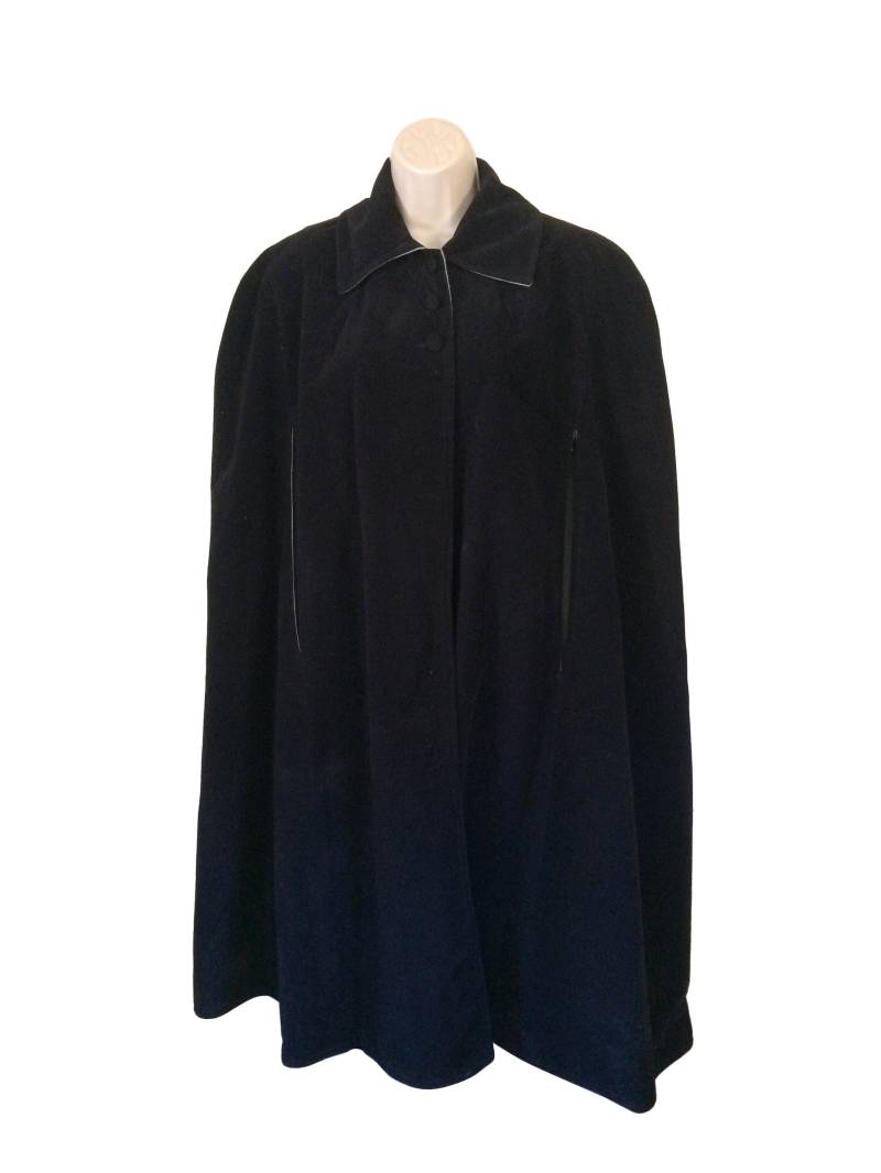 Vintage Winter Blauer Samt Umhang Cape von ShineBrightVintage