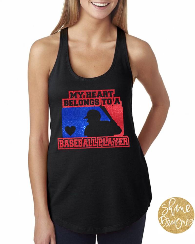 Baseball Player Glitzer Shirt - My Heart Belongs To A von ShineDesignsTees