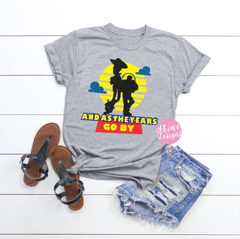 Und Im Laufe Der Jahre - Beste Freunde Toy Story Shirt Von Inspiriertes von ShineDesignsTees