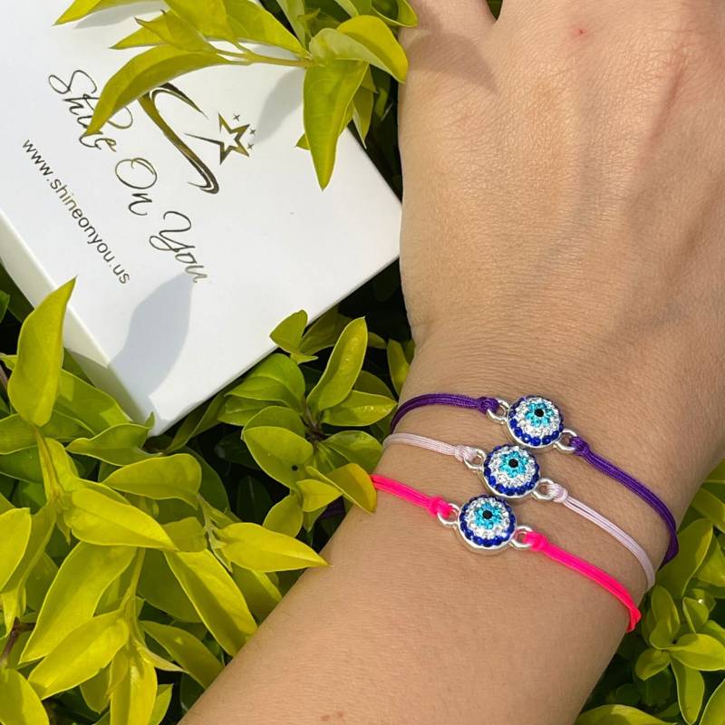 Cz Evil Eye String Armband, 3 Farben Makramee Silber Farbe Glück Augen Schutz Armband Gewebtes & Geflochtenes Amulett von ShineOnYouStore