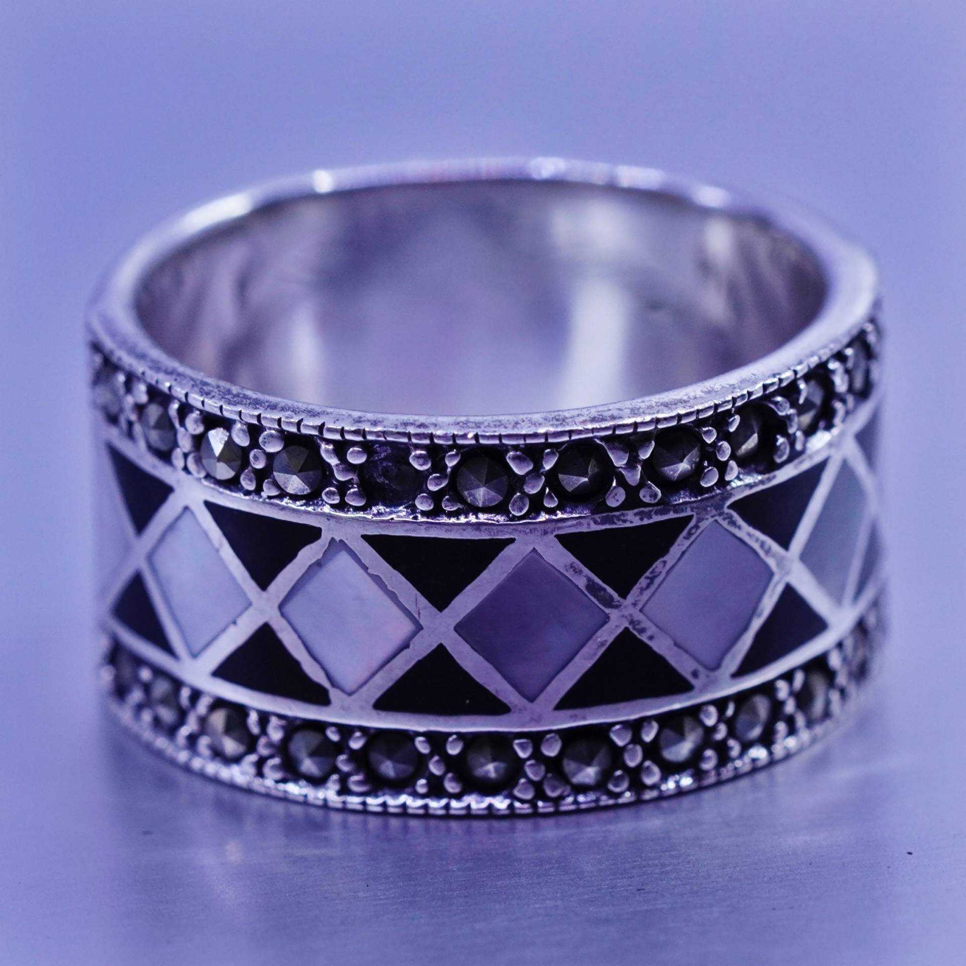 Größe 7, 75, Vintage Sterling 925 Silber Handarbeit Band Ring Mit Perlmutt Obsidian Und Markasite, Gestempelt von ShineOnceMore