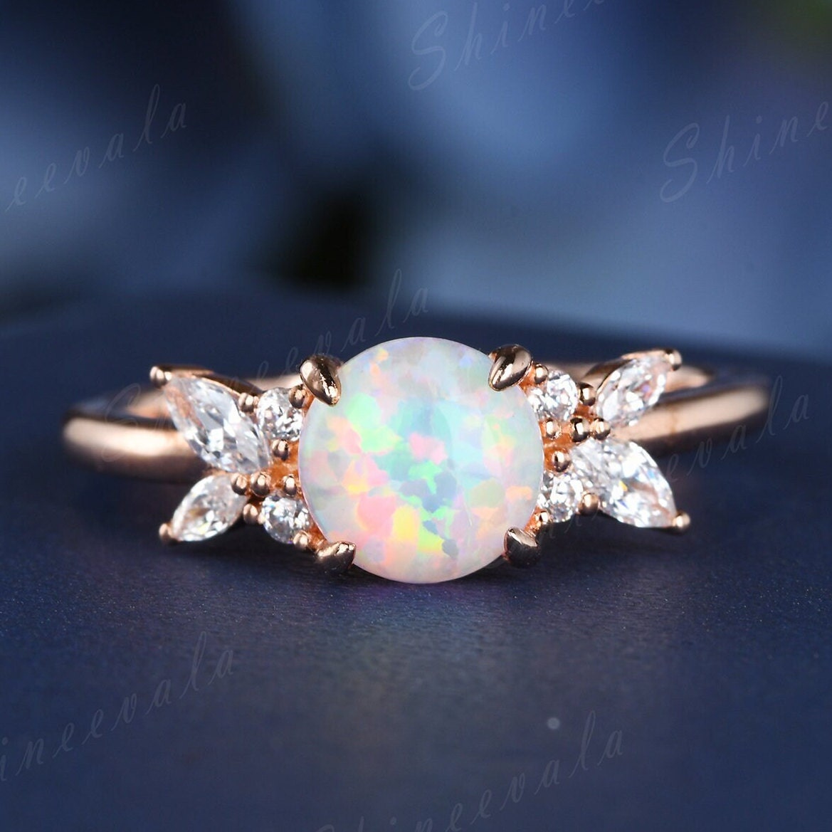 Einzigartige Opal Verlobungsring Rose Gold Feuer Ring Schmetterling Design Diamant Art Deco Band Personalisierter Schmuck Für Sie von Shineevala