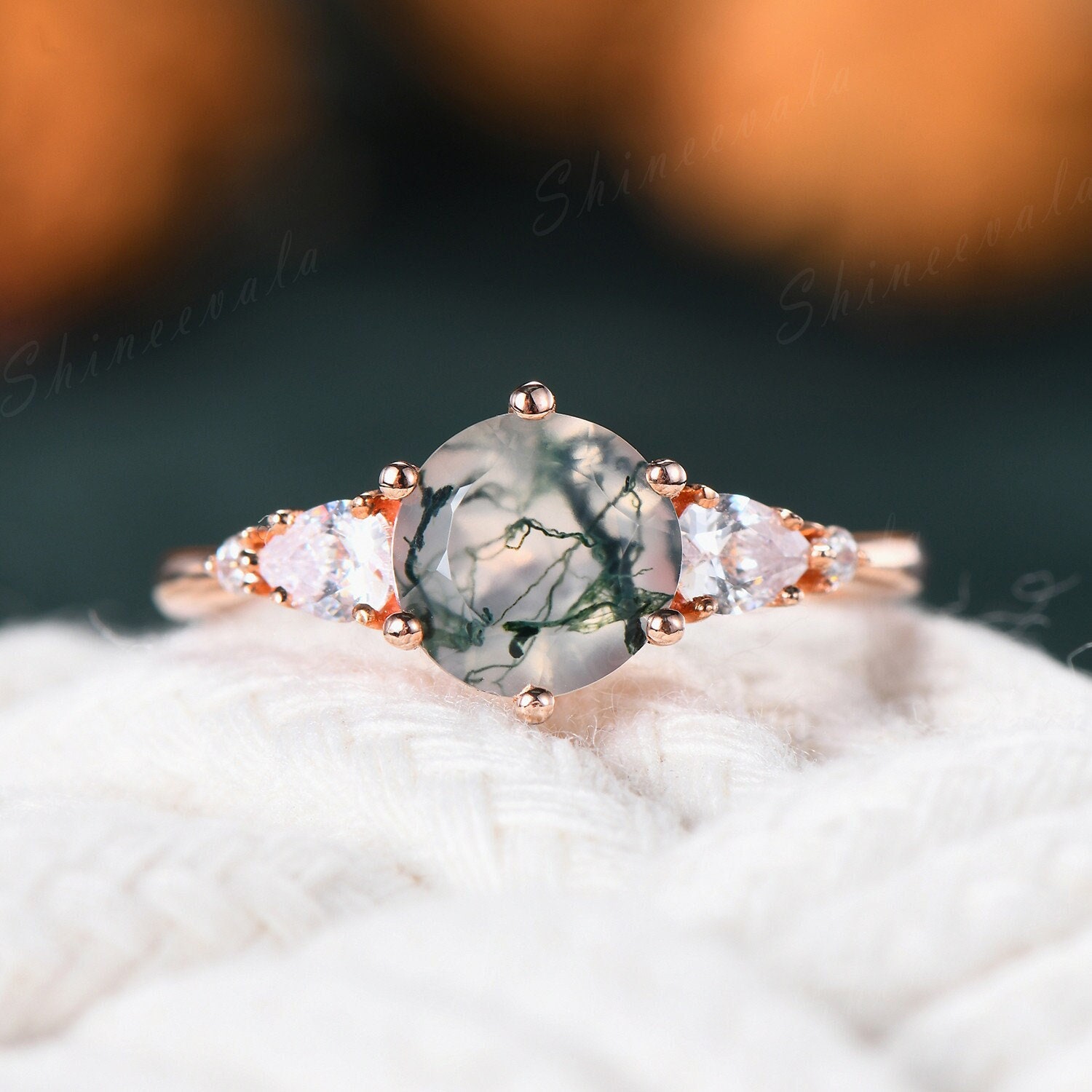 Einzigartiger Moosachat Ring, Verlobungsring, Healing Edelstein Art Deco Moissanite Ehering, Frauen Brautversprechen Grüner Ring von Shineevala