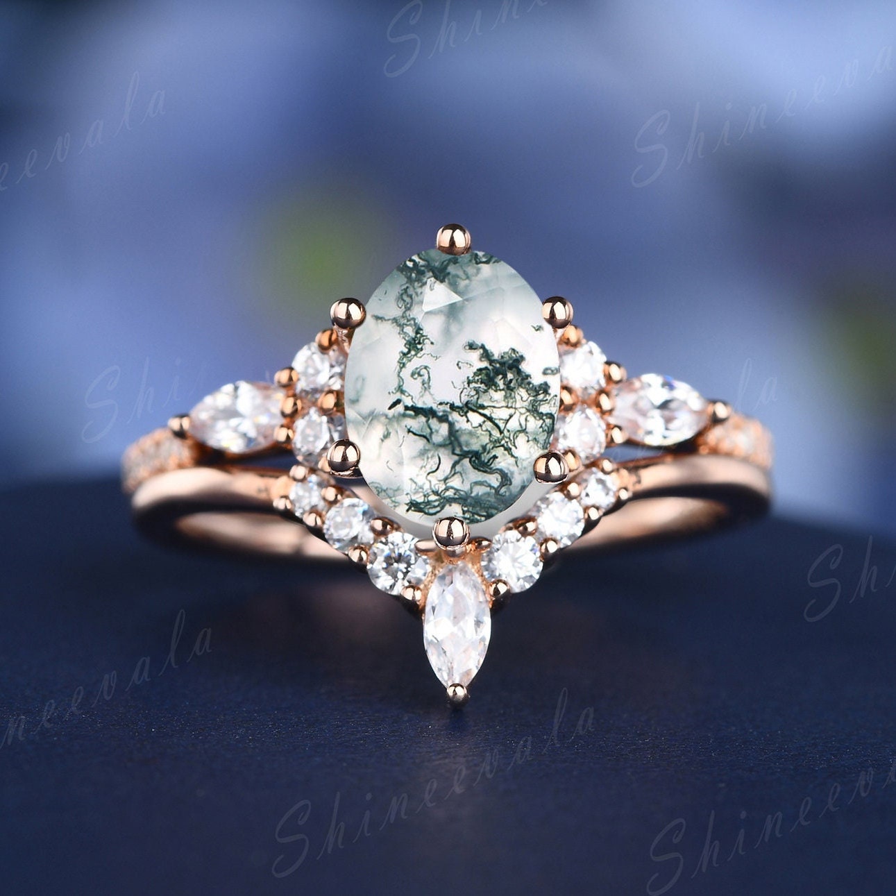 Einzigartiges Moosachat Rose Gold Verlobungsring Set Stapelbar Diamant Matching Band Aquatic Green Healing Edelstein Schmuck Valentine Geschenk von Shineevala