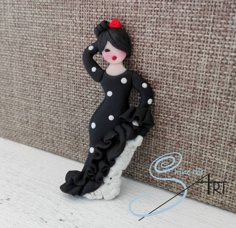 Flamenco-Brosche Handgefertigt Aus Polymer Clay Flamenco-Brosche Handgefertigt Aus Polymer Clay von Shinetheart