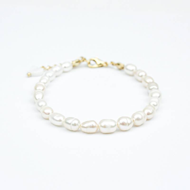 Shiningmemories | Armband "Lisa" Handgemacht Süßwasserperlen Vergoldete Verschlüsse Geschenkidee Freundin Brautschmuck Shiningmemories | Armband "Lisa" Handgemacht Süßwasserperlen Vergoldete Verschlüsse Geschenkidee Freundin Brautschmuck von ShiningMemoriesShop