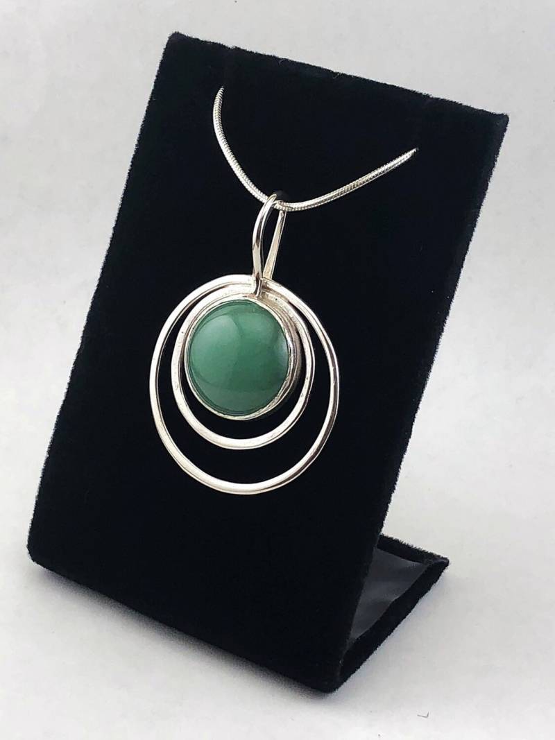 Silber Grün Aventurin Edelstein Kreis Anhänger Halskette Silber Grün Aventurin Edelstein Kreis Anhänger Halskette von ShiriDaniella