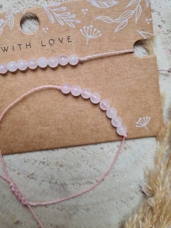 Filigranes Rosenquarz Edelsteinarmband von Shirinis