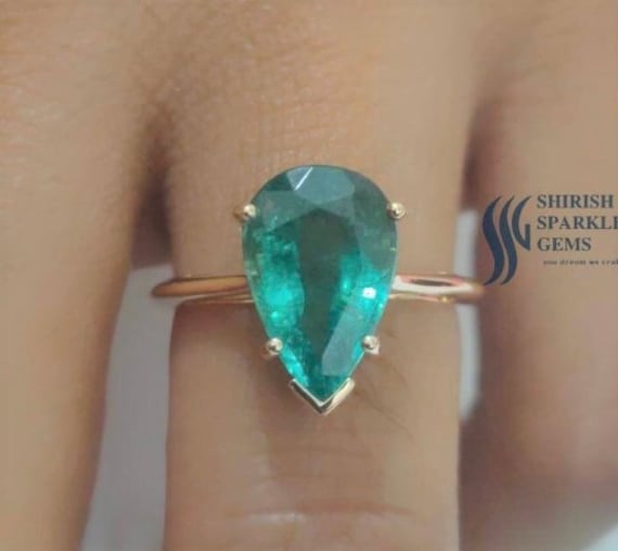 Natürlicher Smaragd-Ring Für Frauen. Echter in Birnenform. Tropfenform. Smaragd-Ring, Tropfen-Smaragd von ShirishSparkleGems