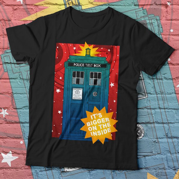 Tardis || Von Uns Mit Liebe Entworfenes T-Shirt von ShirtCakeClothing