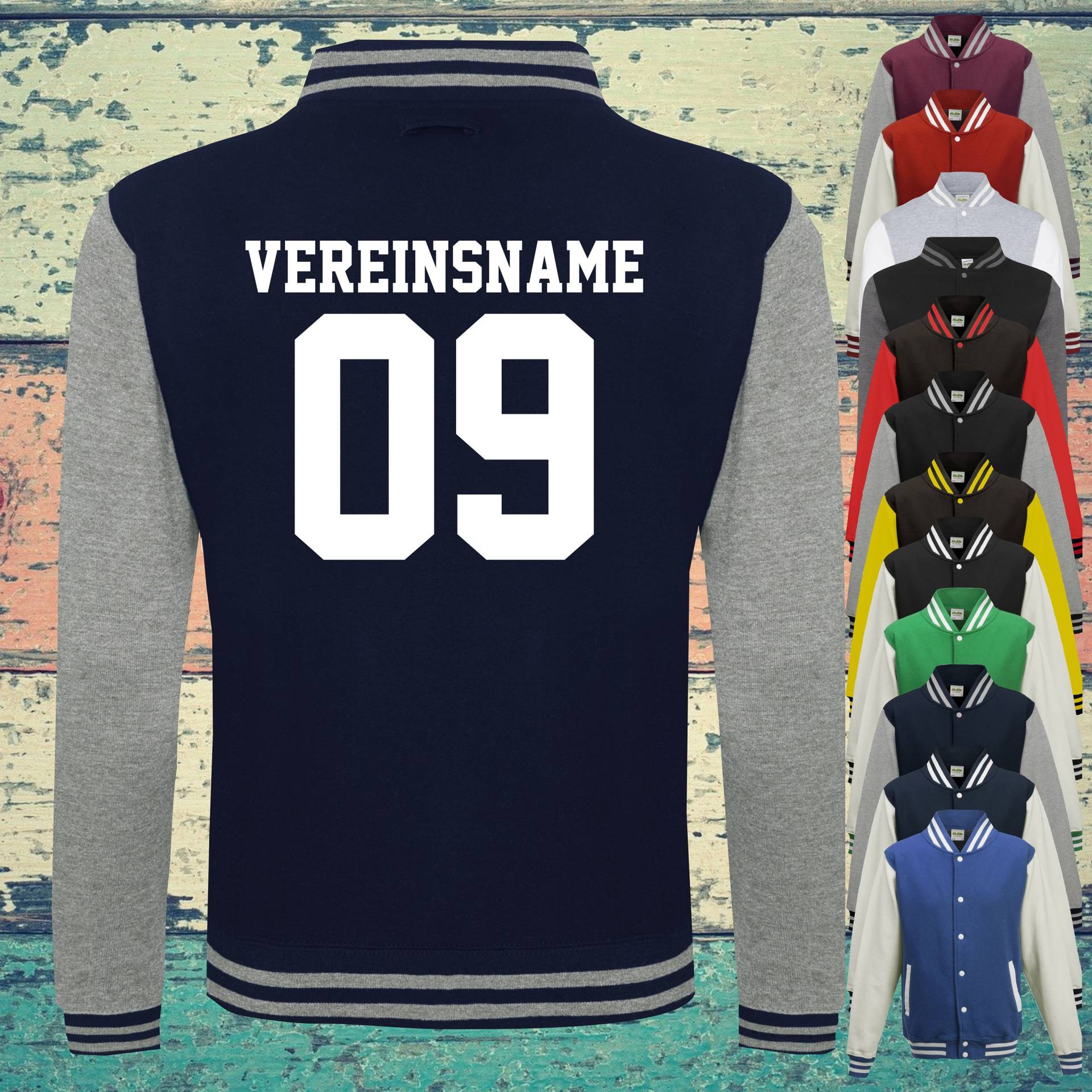 College Jacke Mit Wunschdruck Auf Der Rückseite Vereinsname Und Zahl Trainings Sport Verein Varsity Jacket College Jacke Mit Wunschdruck Auf Der Rückseite Vereinsname Und Zahl Trainings Sport Verein Varsity Jacket von ShirtInStyle