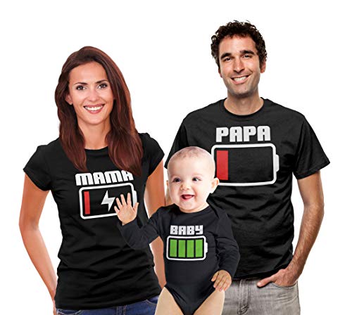 Shirtgeil Batterie Stand Verbrauch von Mutter Vater Baby Set Kleidung Partnerkleidung Papa Schwarz Medium von Shirtgeil