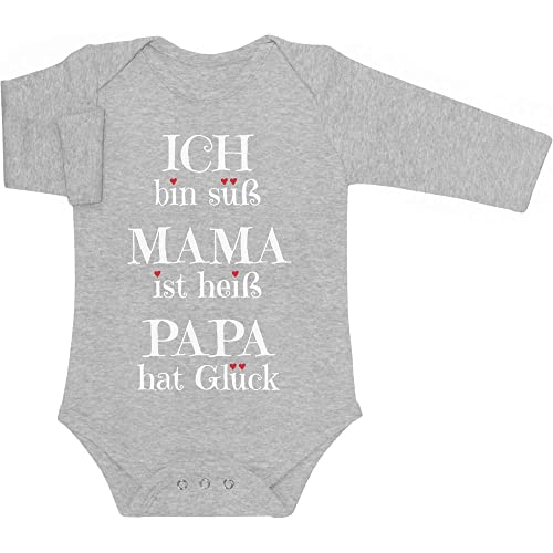 Baby Body Langarm - Süßer Spruch - Ich Bin süß, Mama ist heiß, Papa hat Glück Geschenk Langarmbody Baby Mädchen - Geschenke für Mama - Baby Strampler 6-12 Monate Grau von Shirtgeil