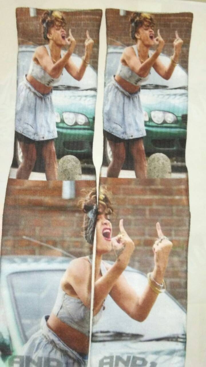 Bad Chic Ri Custom Socken von Shirtnsockscity