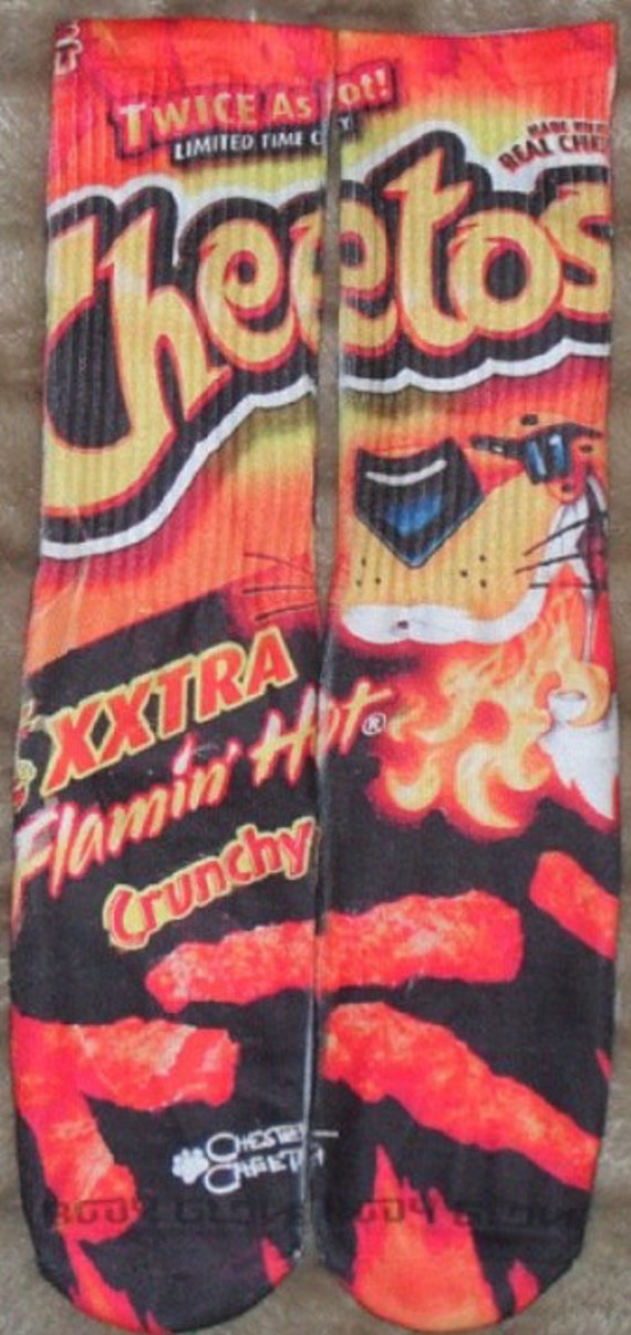 Flammend Heiße Cheetos Trockensocken von Shirtnsockscity
