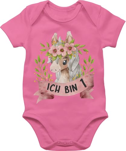 Shirtracer Baby Body Junge Mädchen - 1. Geburtstag - Ich bin eins mit süßem Pferd mit Blumen - 12/18 Monate - Pink - first birthday girl outfit geburtstagsbody 1 jahr einjährige babybody von Shirtracer
