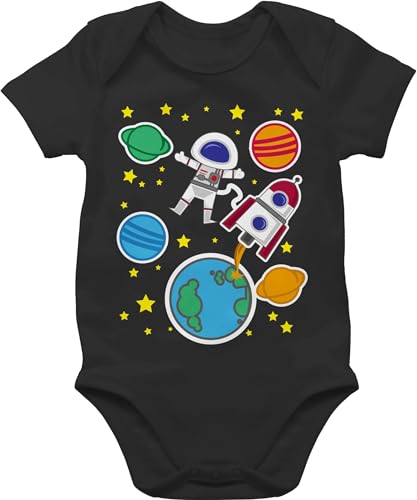 Baby Body Junge Mädchen - Aktuelle Trends - Weltall mit Astronaut - 6/12 Monate - Schwarz - babystrampler raketen strampler neugeborene astronauten kinderbodys planeten ubranka dla niemowlaka von Shirtracer