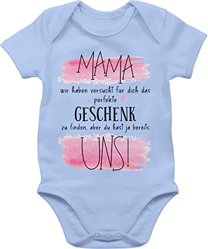 Baby Body Junge Mädchen - Mama wir haben versucht für Dich das perfekte Geschenk zu finden - Geschenk für Mutti Geburtstag Geschenkidee Muttertag - 6/12 Monate - Babyblau - geschenke mutter tags von Shirtracer