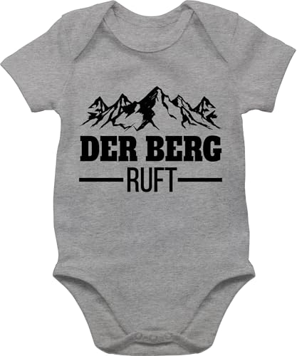 Baby Body Junge Mädchen - Sport & Bewegung - Der Berg ruft I Wandern Geschenk Bergsteiger I Bergliebhaber - 3/6 Monate - Grau meliert - basketball outfit 25. geburtstag berge bodys von Shirtracer