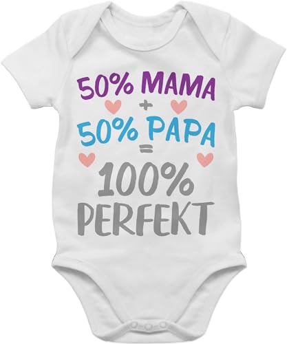 Shirtracer Baby Body Junge Mädchen - Sprüche - 50% Mama 50% Papa 100% Perfekt - 6/12 Monate - Weiß - babykleidung mit süßen sprüchen spruch 50% strampler neutral 50% dad 100% perfect von Shirtracer