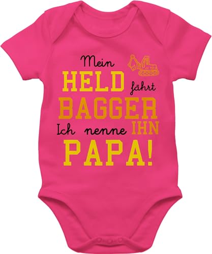 Baby Body Junge Mädchen - Sprüche - Mein Held fährt Bagger - 1/3 Monate - Fuchsia - kleidung mit babymode witzig spruch dad bodys babygeschenk spruche papa strampler babygeschenke sprüchen vater von Shirtracer