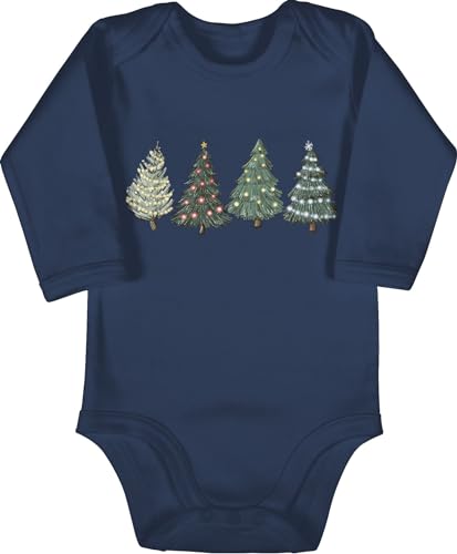 Baby Body langarm Mädchen Junge - Weihnachten Geschenke Christmas - Weihnachtsbäume - 3/6 Monate - Navy Blau - weihnachtsstrampler weihnachtsmotiv weihnachtsbaum babybody weihnacht tree weihnachts von Shirtracer