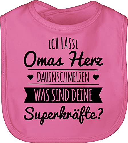 Shirtracer Baby Lätzchen - Sprüche - Omas Herz dahinschmelzen - Unisize - Pink - lustige babysachen spruch oma laetzchen babykleidung mit süßen sprüchen spruche babylatz sachen für babys von Shirtracer