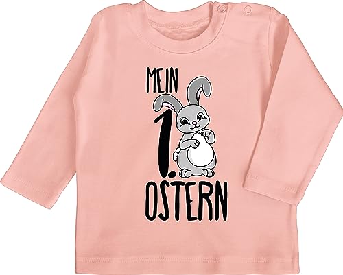 Baby Langarmshirt - Ostergeschenke - Mein erstes Ostern Hase I Easter bunny - 3/6 Monate - Babyrosa - osteroutfit oster outfit ostermotiv 1 babykleidung 1. ostergeschenke+für+baby osterfest my von Shirtracer