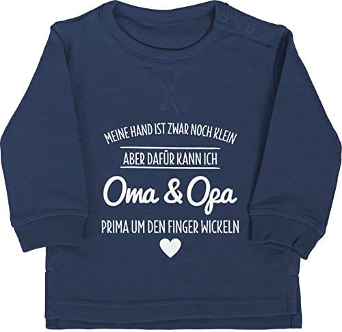 Shirtracer Baby Pullover Jungen Mädchen - Sprüche - Oma und Opa um den Finger Wickeln Großeltern - 6/12 Monate - Navy Blau - Grandparents Langarm Babygeschenk lustig für enkelkind Sweatshirt von Shirtracer