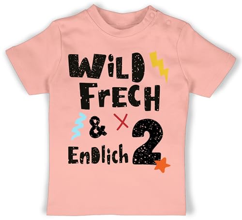 Baby T-Shirt Mädchen Jungen - 2. Geburtstag - Wild frech und endlich 2 - Wunderbar Zwei Jahre - 18/24 Monate - Babyrosa - Birthday Shirt 2ter Tshirt zum Kindergeburtstag t Geschenk Kinder Outfit von Shirtracer