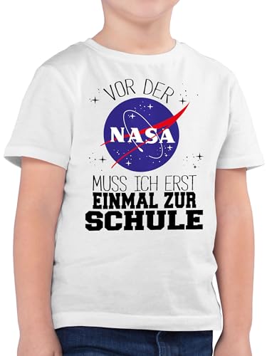 Kinder T-Shirt Jungen - Einschulung Junge - Vor der NASA muss ich erst einmal zur Schule schwarz - 128 (7/8 Jahre) - Weiß - Shirt einschulungs Outfit Alles für EIN Schulkind t vorschulkind-Shirt von Shirtracer