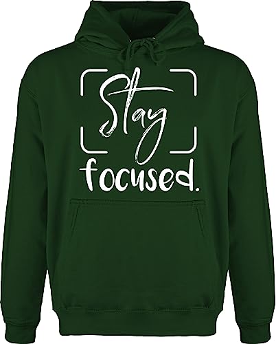 Shirtracer Hoodie Herren Pullover Männer - Fotografie Geschenke Fotografen - Stay Focused - 3XL - Dunkelgrün - Statements fotografieren fotograf Camera sprüche Statement mit Spruch hobbyfotografen von Shirtracer