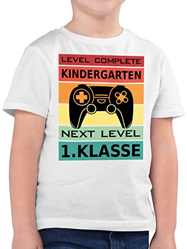 Kinder T-Shirt Jungen - Einschulung Junge - Level Complete Kindergarten - Next Level 1. Klasse - 128 (7/8 Jahre) - Weiß - Schulkind Shirt schulanfangsgeschenk Tshirt einschulungs Outfit von Shirtracer